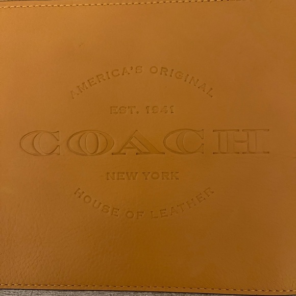 Coach leather wristlet - Picture 1 of 3